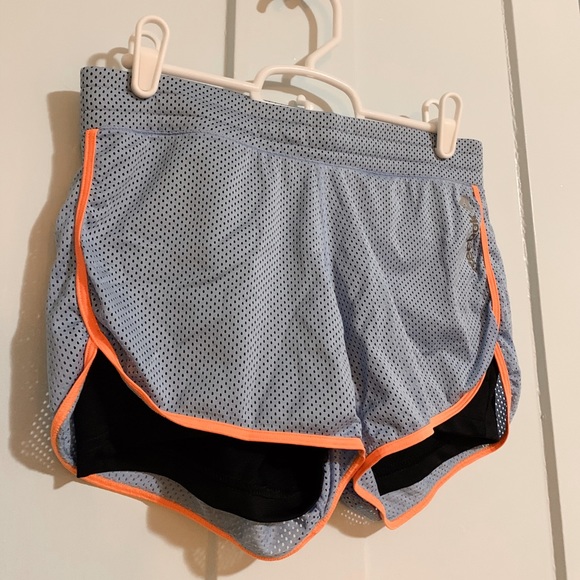 Reebok Women’s Two-In-One Running Short - Picture 2 of 2